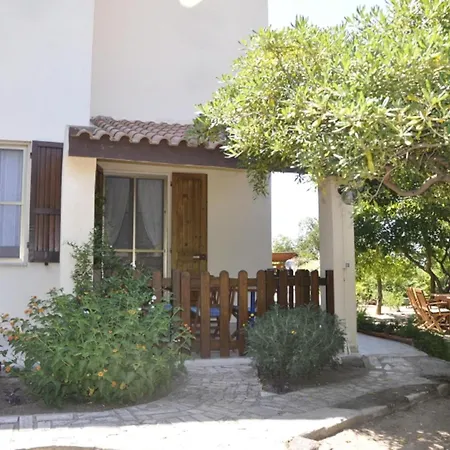 Apartment Lubagnu Vacanze- Drei-zimmer-wohnung E By Interhome