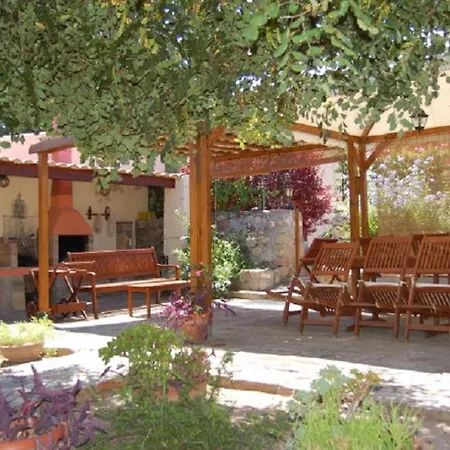 Lubagnu Vacanze- Drei-zimmer-wohnung E By Interhome
